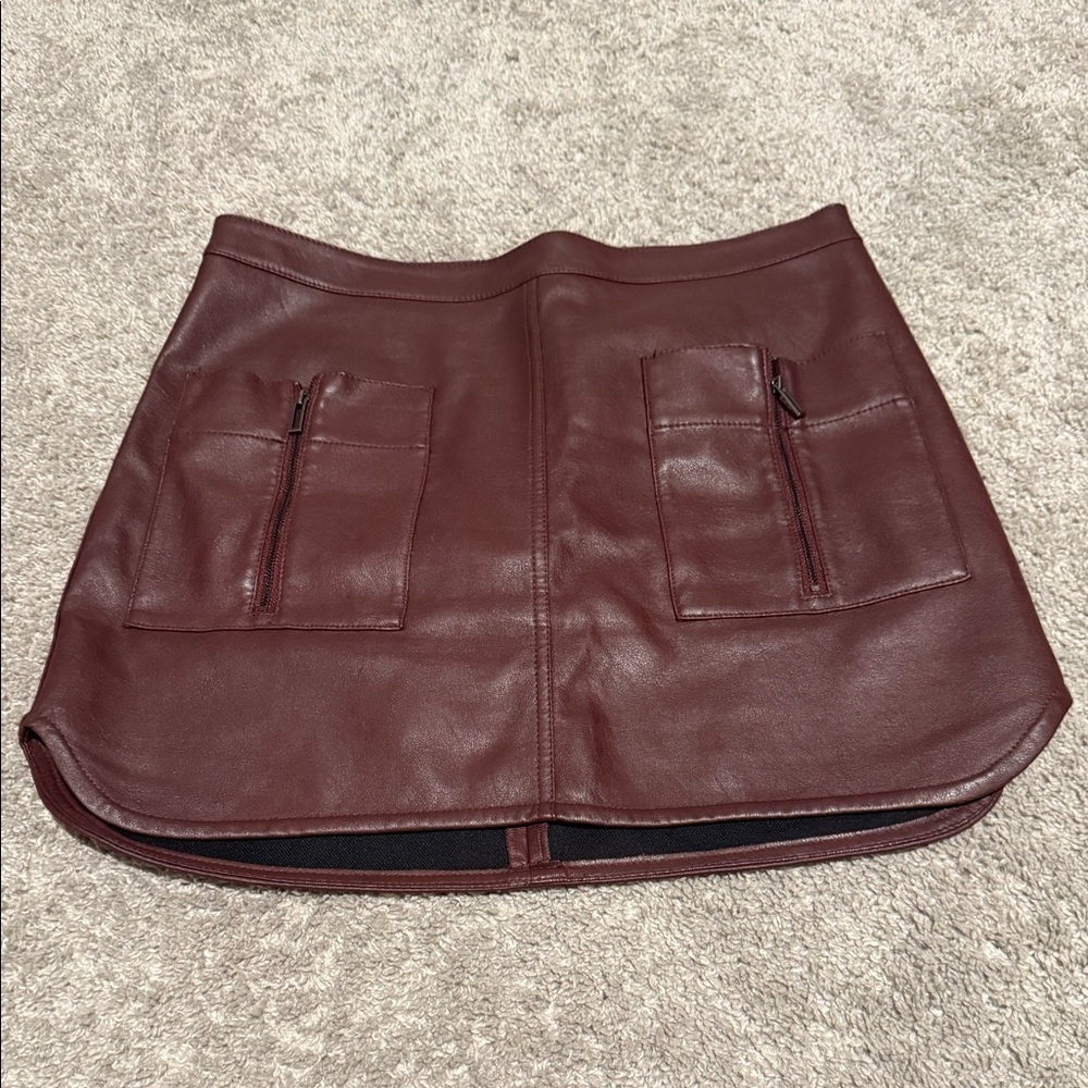 BCBGMAXAZRIA Faux Leather Skirt in Bordeaux (Wine) - Size Small